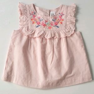 NWT Gap Girls Embroidered Pink Top 3T